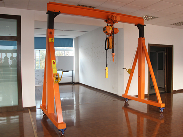  FT2 Hand Winch Height Adjustable Gantry Crane